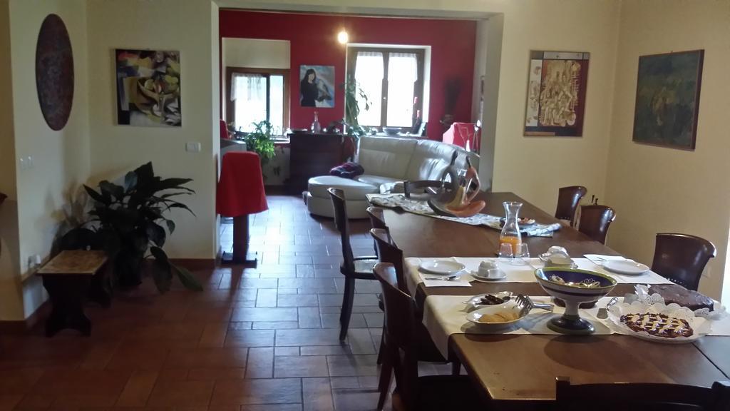 Girfalco Country House Bed and Breakfast Urbino Eksteriør billede